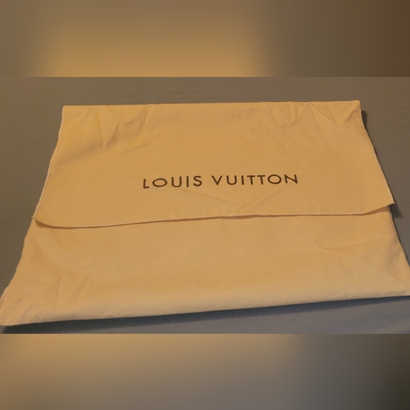Louis Vuitton Neverfull PM - Picture 14 of 16